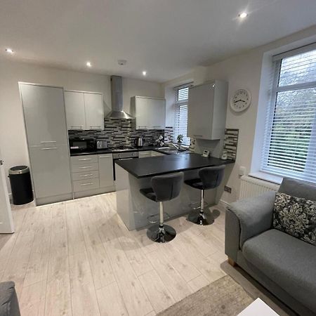 Spacious 2 Bedroom Apartment Liverpool Exterior foto